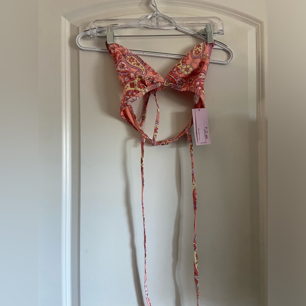 Nwt swim top